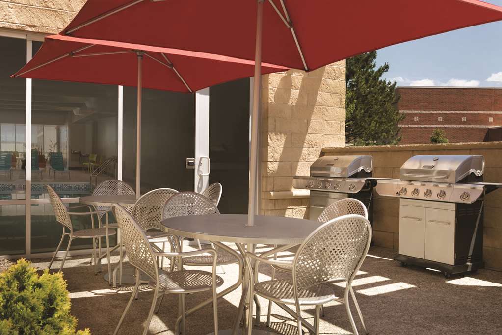 Home2 Suites By Hilton Warminster Horsham Екстер'єр фото